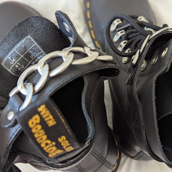 DR. MARTENS | DOC MARTENS 1460 Pascal Women's Chain Lace Up Boots, Sz 9, NIB! - Picture 6 of 9
